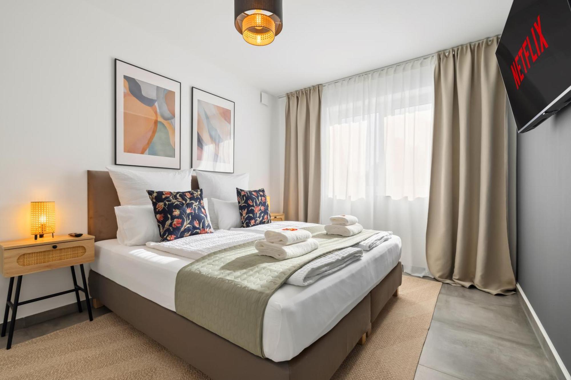 Svyvo - Cozy Serviced Near Cologne & Bonn Apartment *