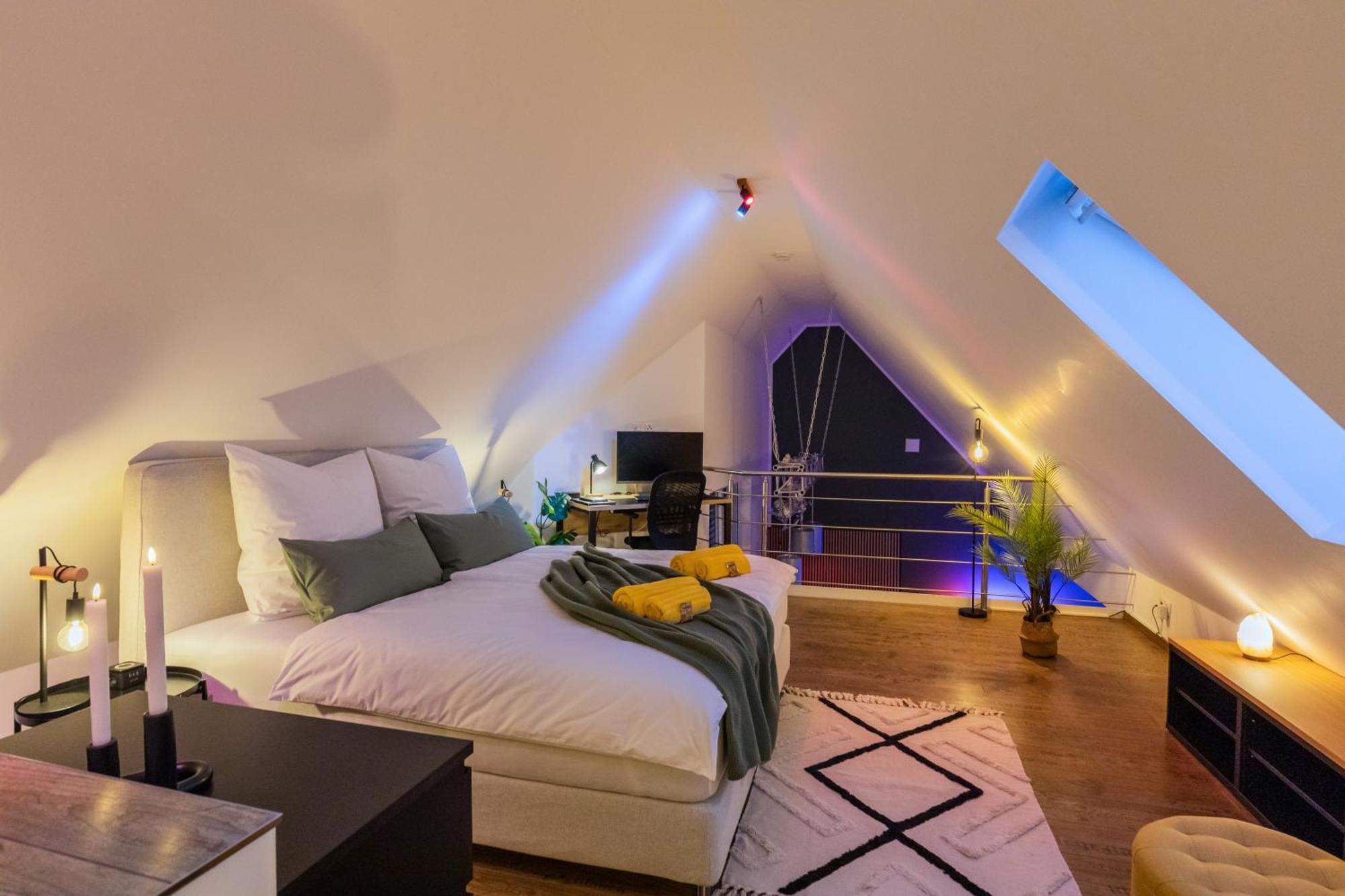Svyvo - Cozy Serviced Near Cologne & Bonn Apartment