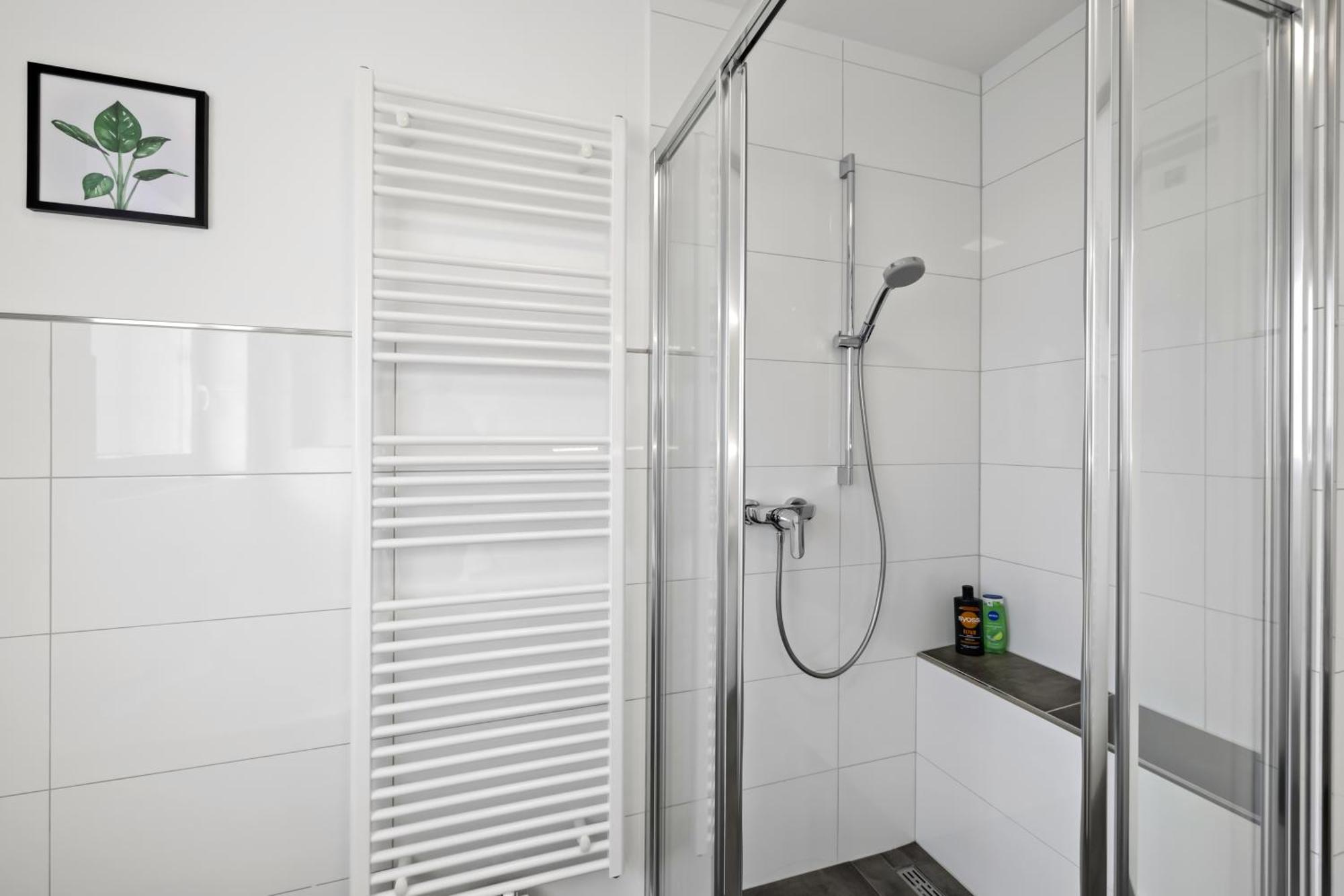Apartment Svyvo - Cozy Serviced Near Cologne & Bonn