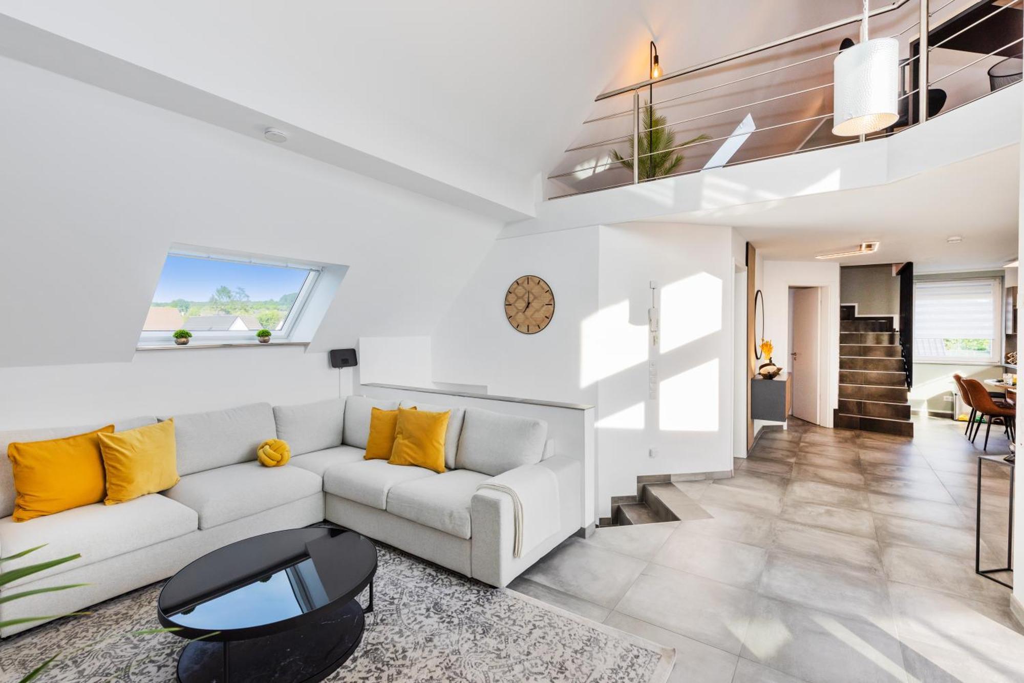 Svyvo - Cozy Serviced Near Cologne & Bonn Apartment Siegburg